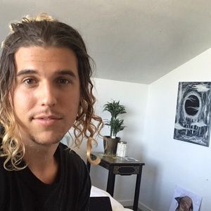 Meet your Posher, Christian